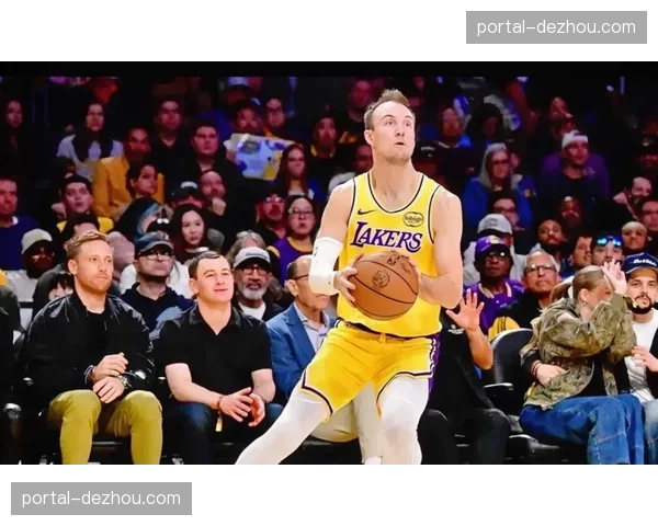 雷迪克肯纳德无缝融入，多重射手战术设计效果显著