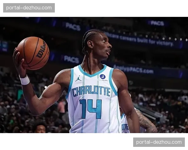 迪亚巴特贡献17分11篮板，黄蜂内线蓝领角色完成出色